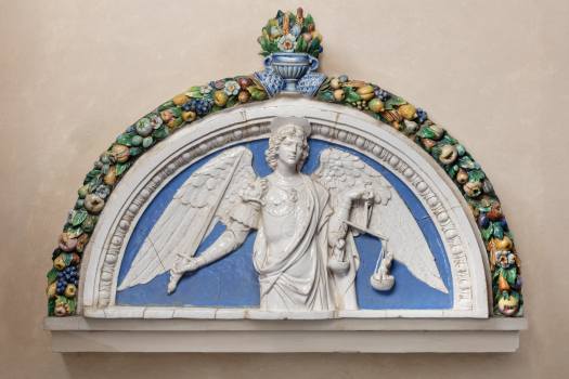 Andrea della Robbia – dílna, Archanděl Michael, 1. dekády 16. století, reliéf, glazovaná terakota, NGP