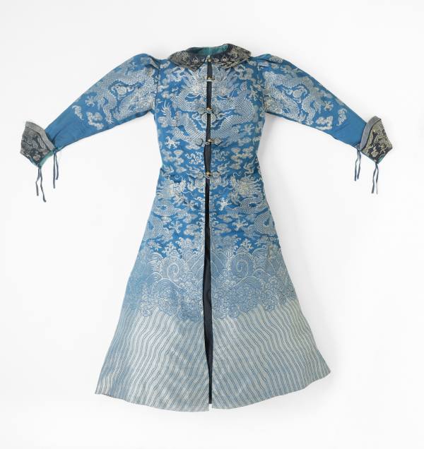 Court dragon robe, China, Qing dynasty, 19th century
